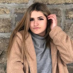 Meet your Posher, Abby